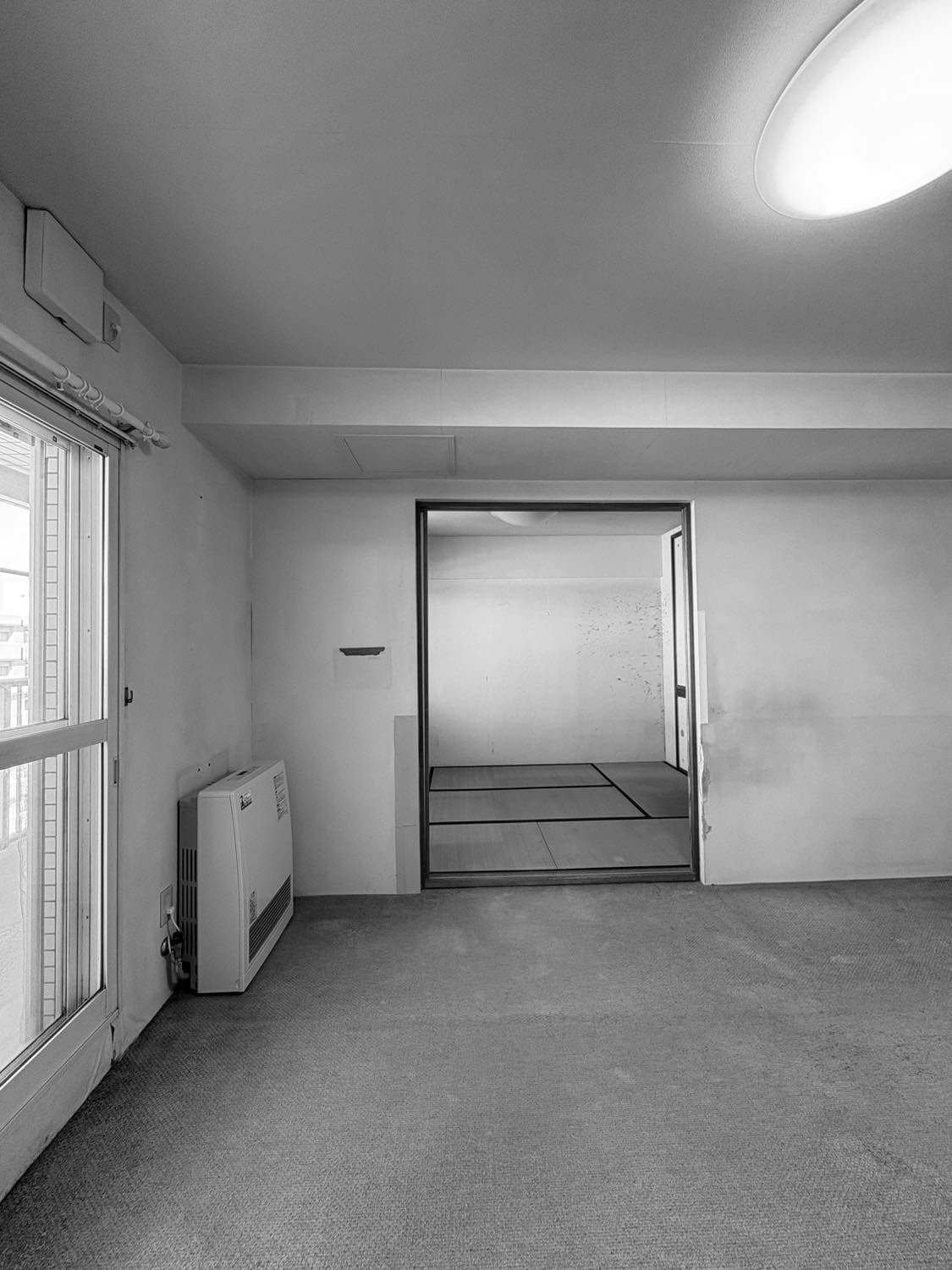 【ビフォーアフター】築28年の中古マンションリノベーションで曲線が描くあたたかい空間に大変身！心地よい「ごろんスペース」とは！？