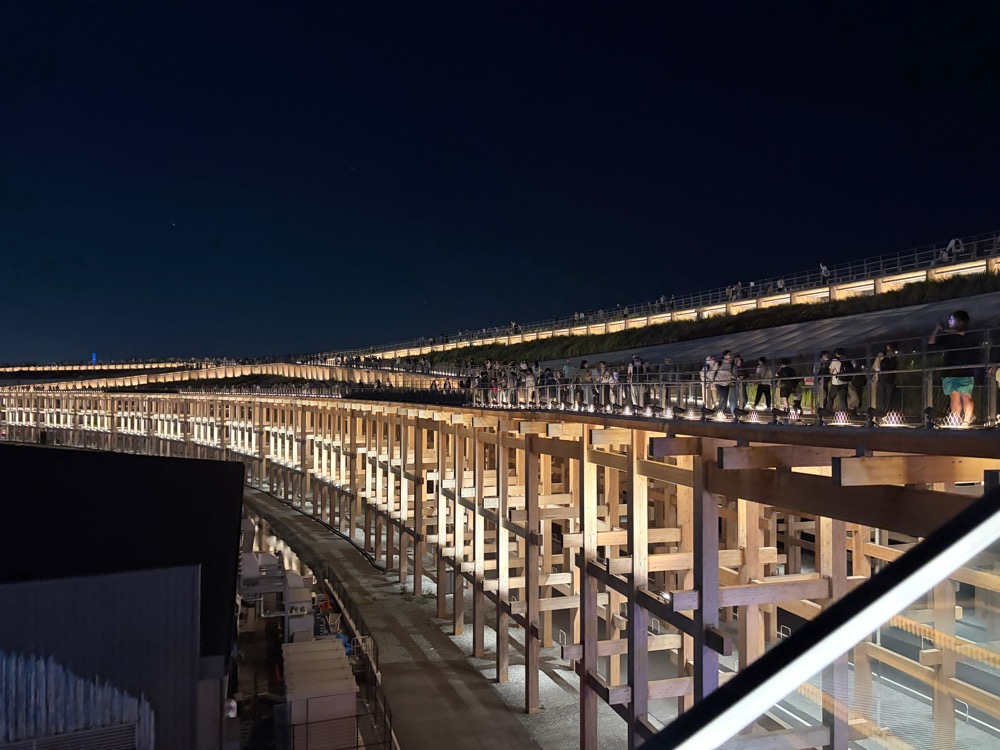 死ぬほど混んだ大阪万博旅行。言葉の力を思い知る。