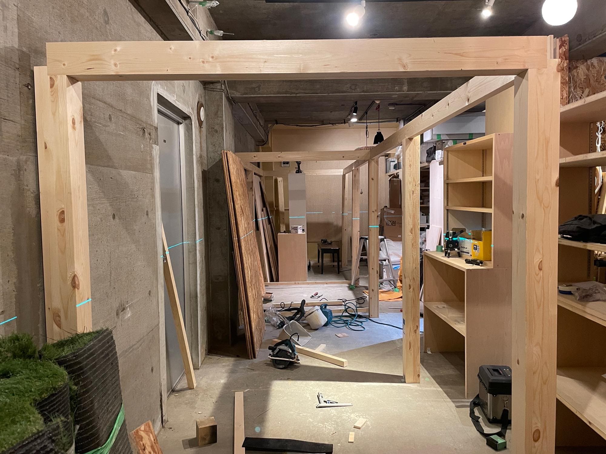 リノベスランドの裏側！倉庫を改修しました