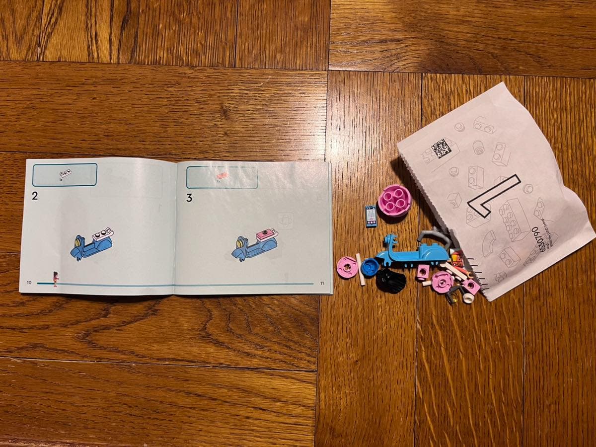 デザイナー小林の「簡単に作れるアドベントカレンダー講座２０２５」