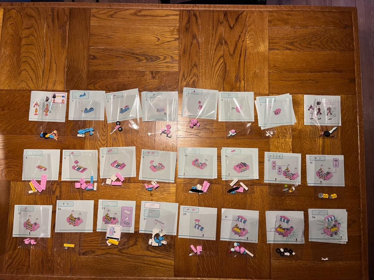 デザイナー小林の「簡単に作れるアドベントカレンダー講座２０２５」