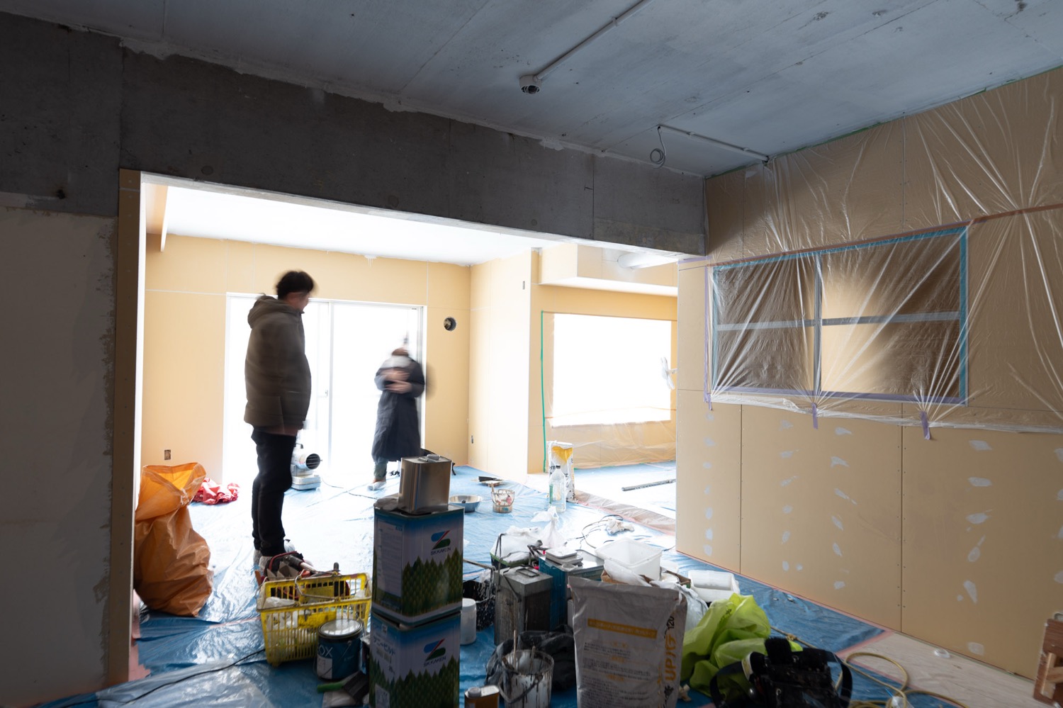 【お客様インタビュー前編】憧れの“隠し扉”を実現！多趣味な家族が自分たちの時間に没頭できる「沈む空間」