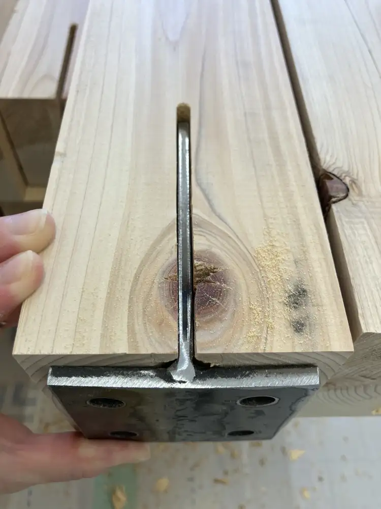 柱を建てて新しい空間に